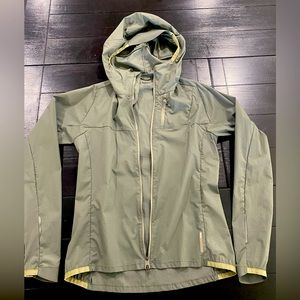 REI Co-op Link Packable Cycling Jacket - Women's
Color: FROSTED MEADOW
Size: XS